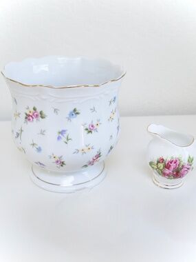 Vintage Rose Floral Porcelain Decorative Set